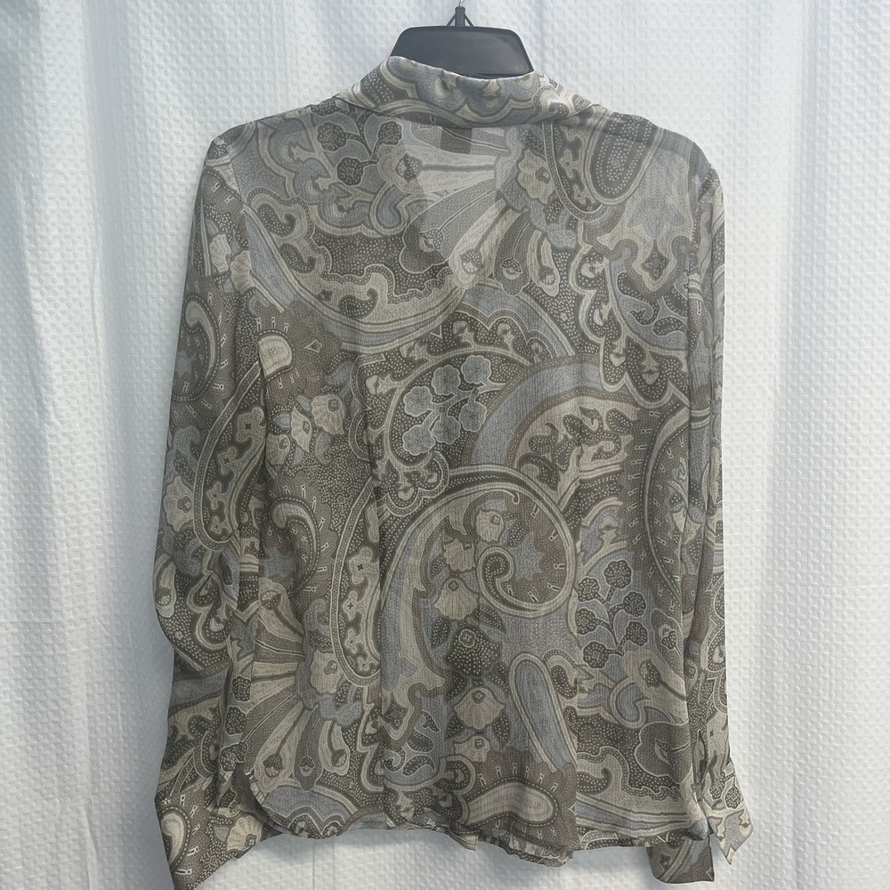 Ellen Tracy 100% Silk Blue Beige Neutral Paisley Button Front Blouse Classic 4 - Picture 6 of 7